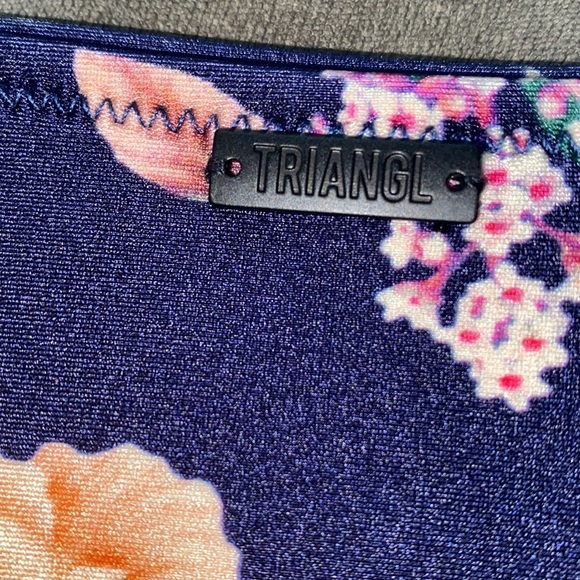 TRIANGL scuba bikini bottom XS - Picture 2 of 4